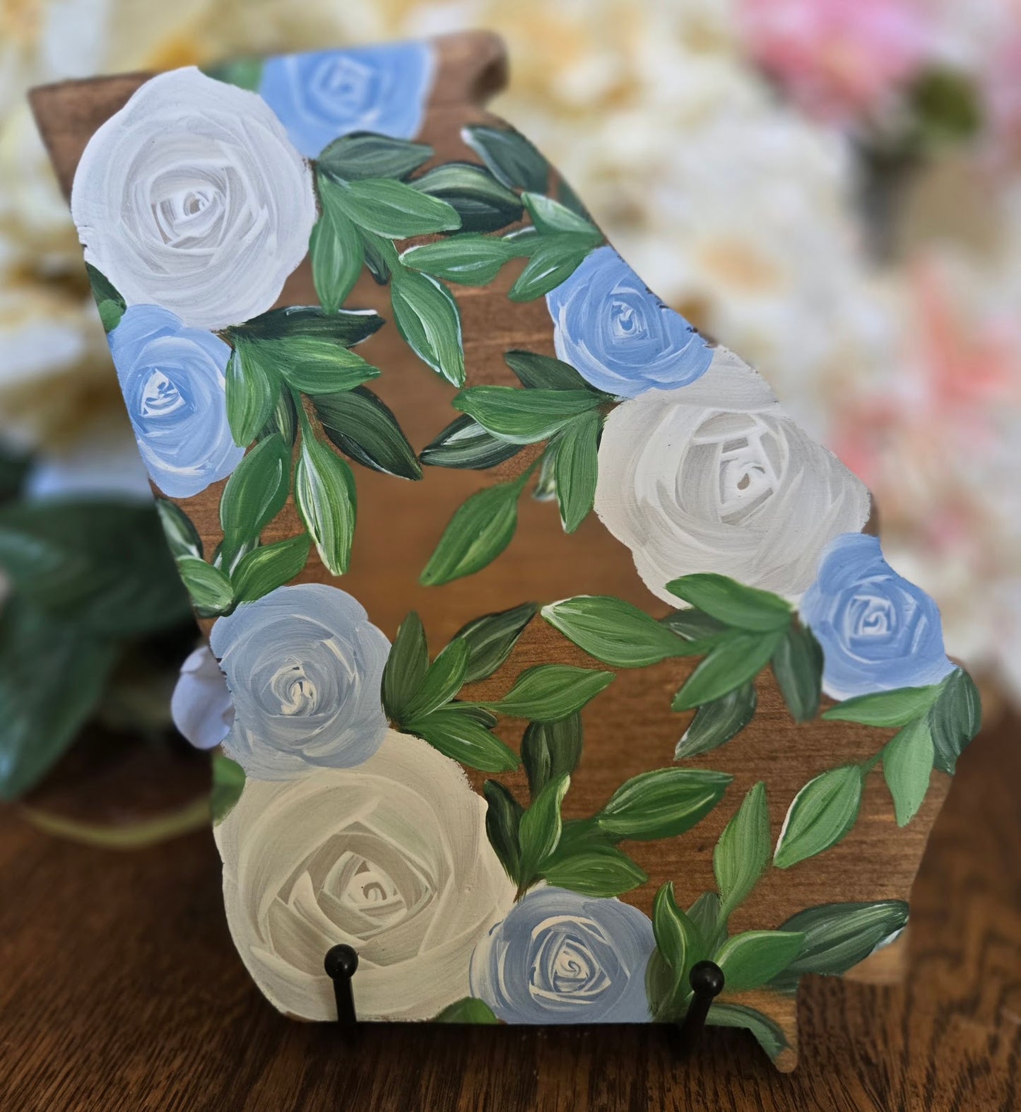 Georgia Blue & White Rose Shelf Sitter